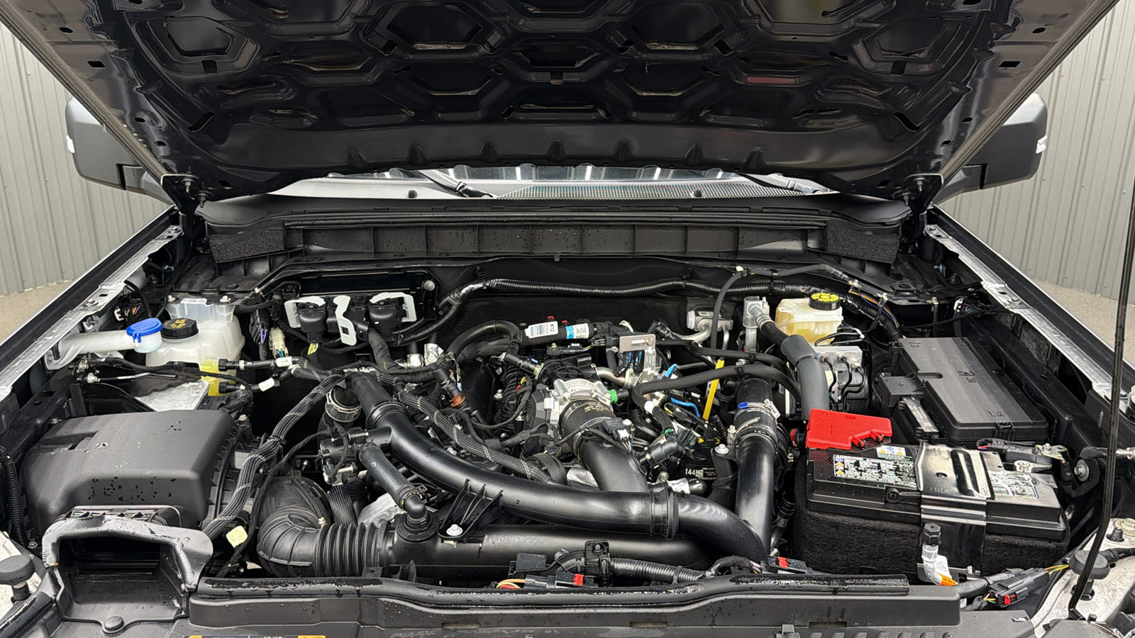 Used 2025 Ford Bronco Badlands AWD/4WD image 19