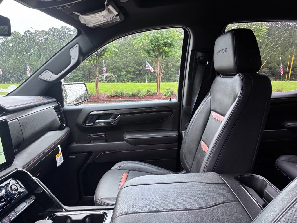 Used 2025 GMC Sierra 1500 AT4 AWD/4WD image 27