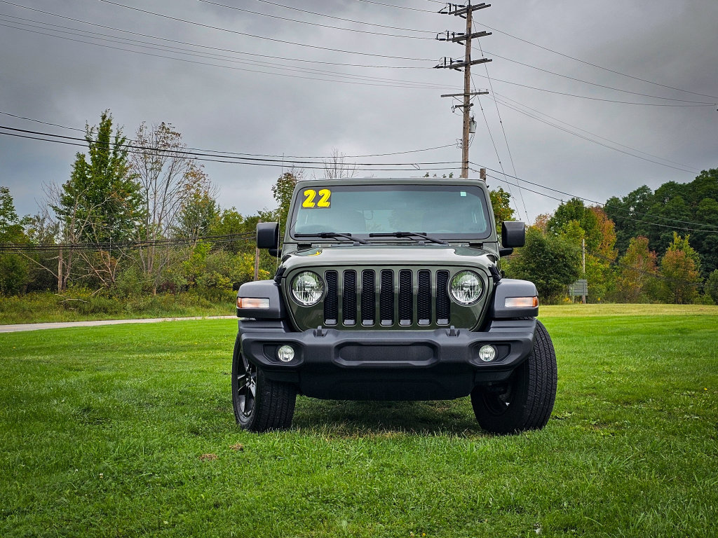 Used 2022 Jeep Wrangler Unlimited Sport AWD/4WD image 9