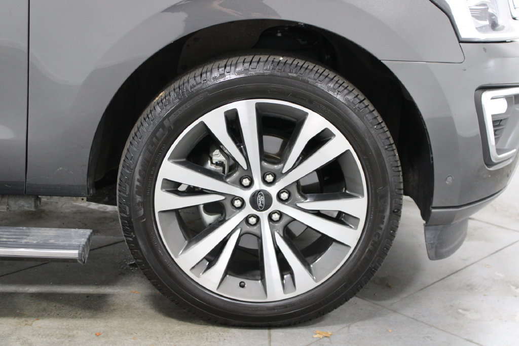 Used 2021 Ford Expedition Limited AWD/4WD image 13