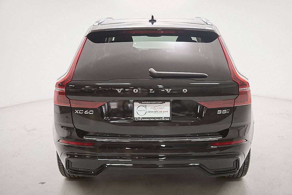 New 2026 Volvo XC60 B5 Ultra w/ Protection Package Premier image 8