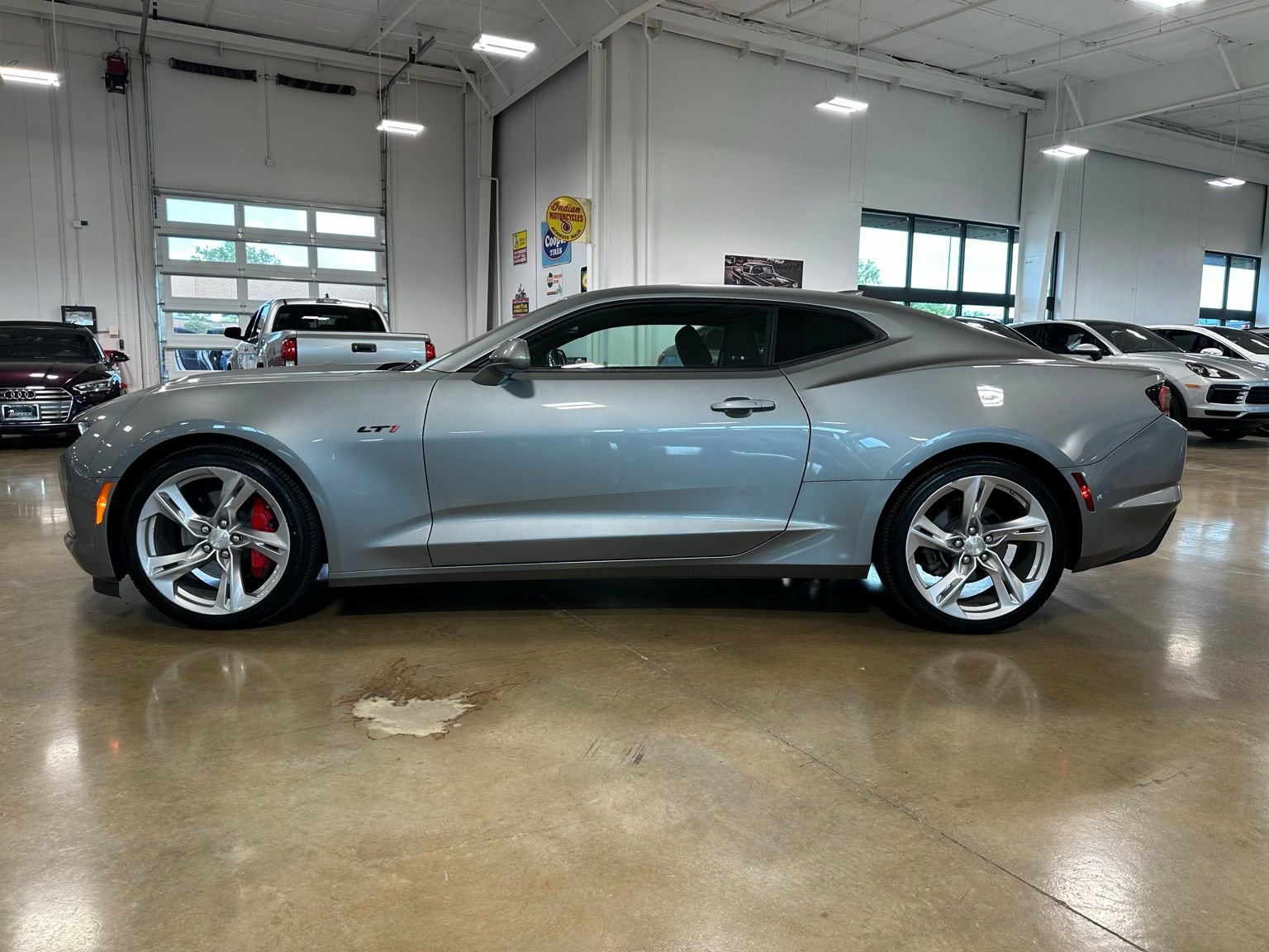 Used 2023 Chevrolet Camaro LT RWD image 4