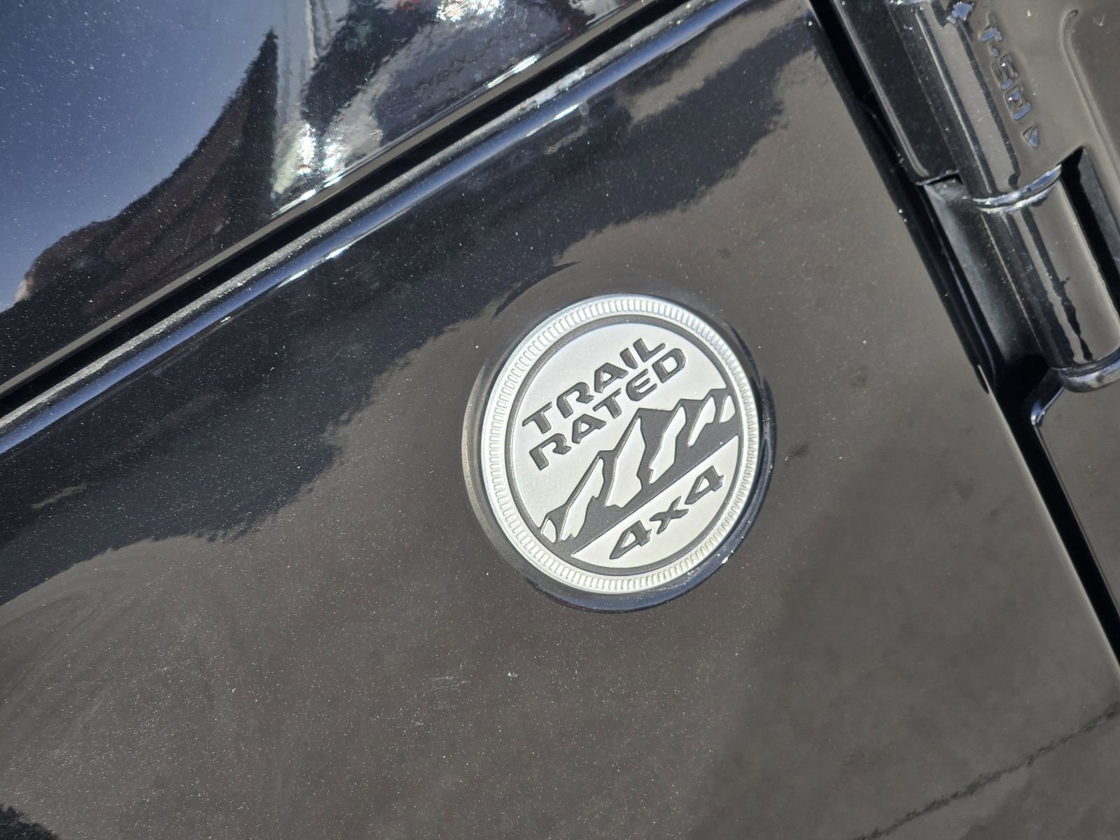 Used 2021 Jeep Wrangler Unlimited Sahara image 6