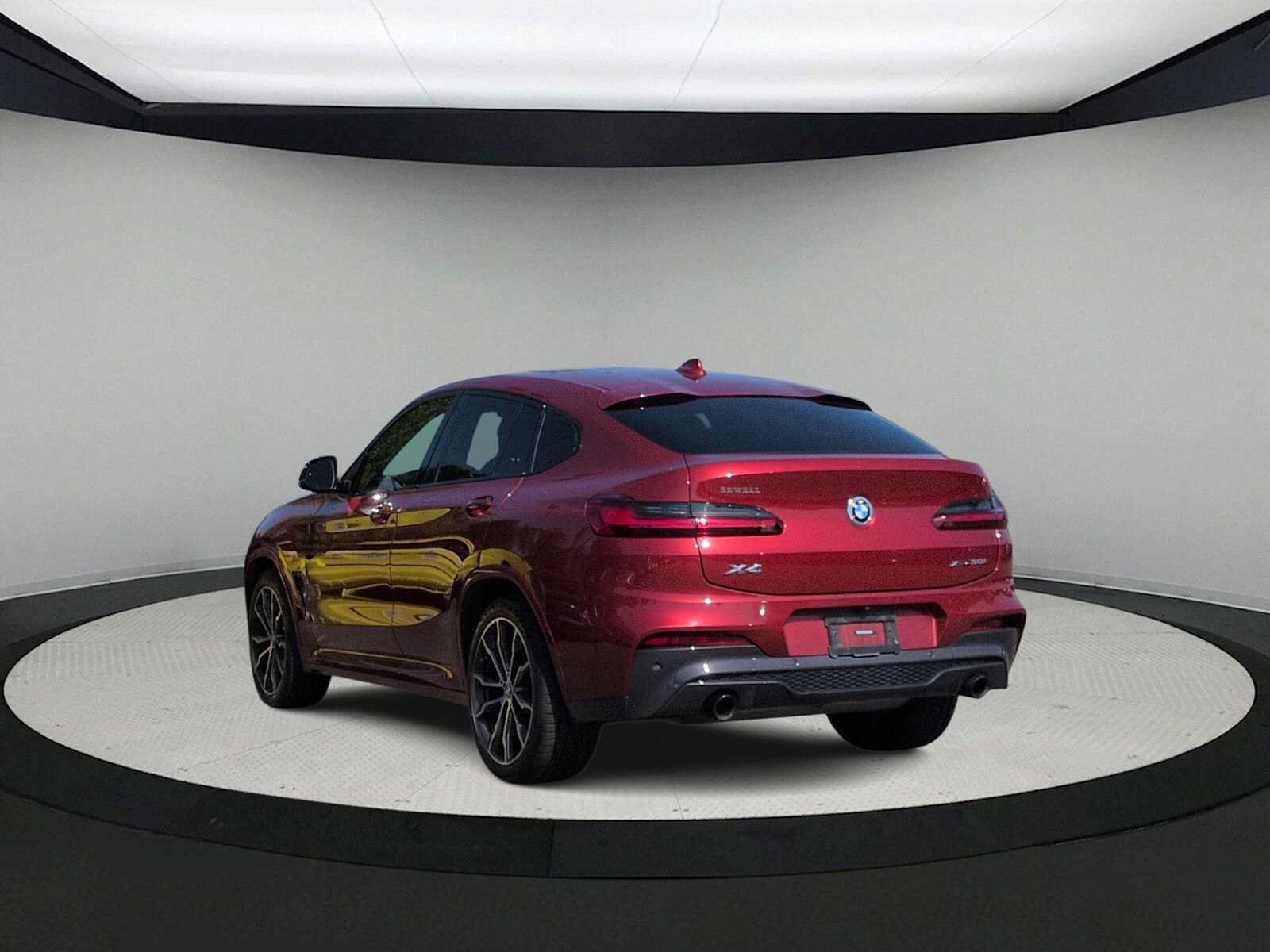 Used 2021 BMW X4 xDrive30i w/ Executive Package AWD/4WD image 6