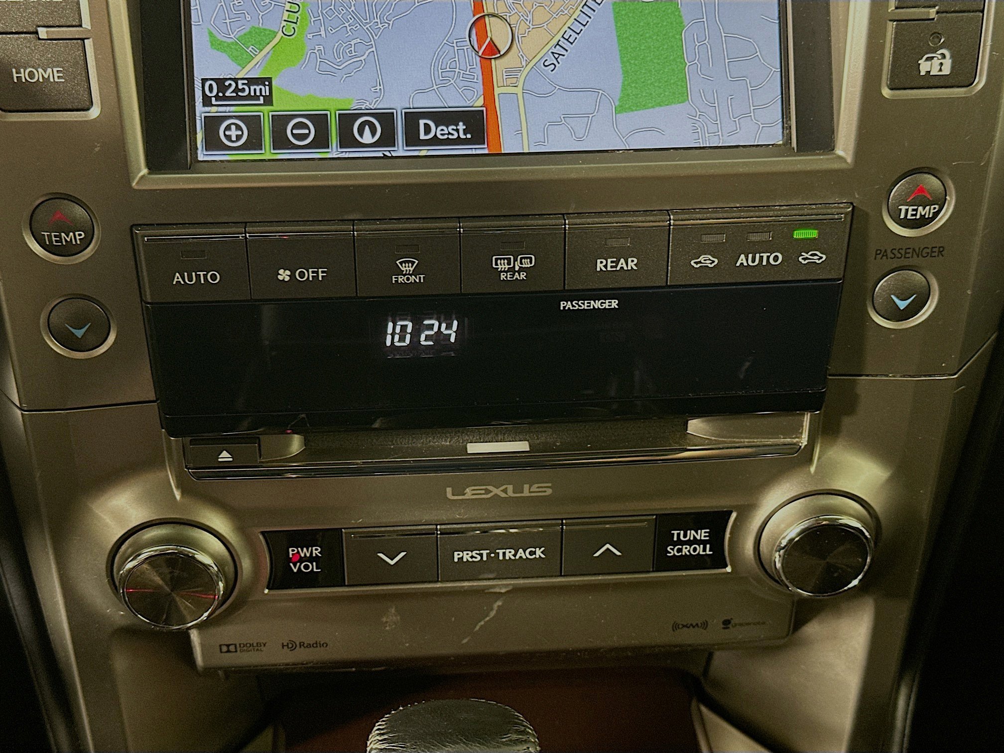 Used 2018 Lexus GX 460 Premium w/ Premium Package AWD/4WD image 24