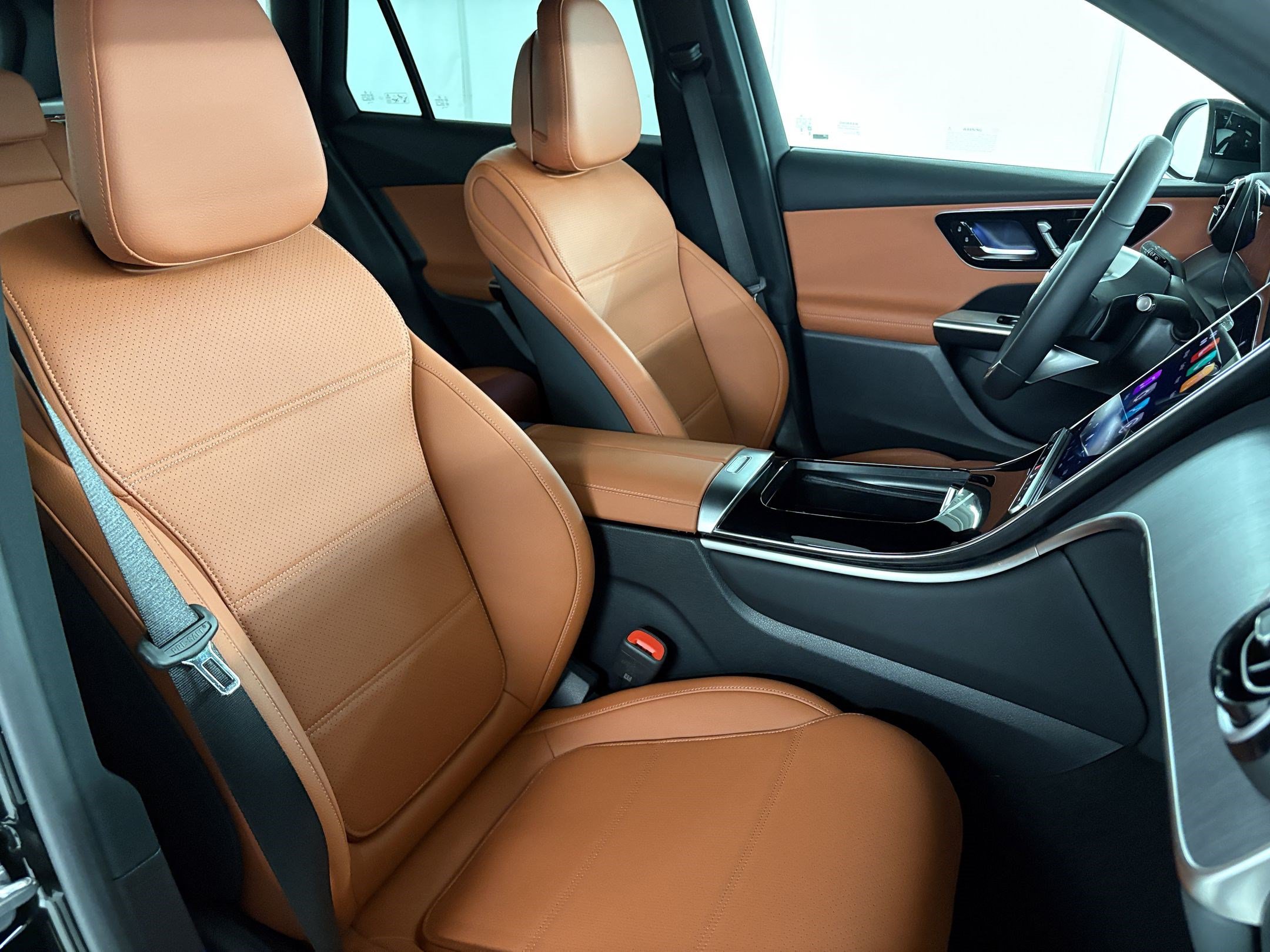 Certified 2026 Mercedes-Benz GLC 300 image 24