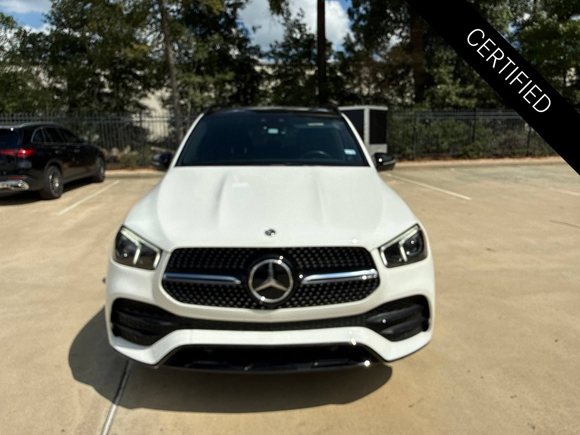 Used 2022 Mercedes-Benz GLE 350 4MATIC image 2