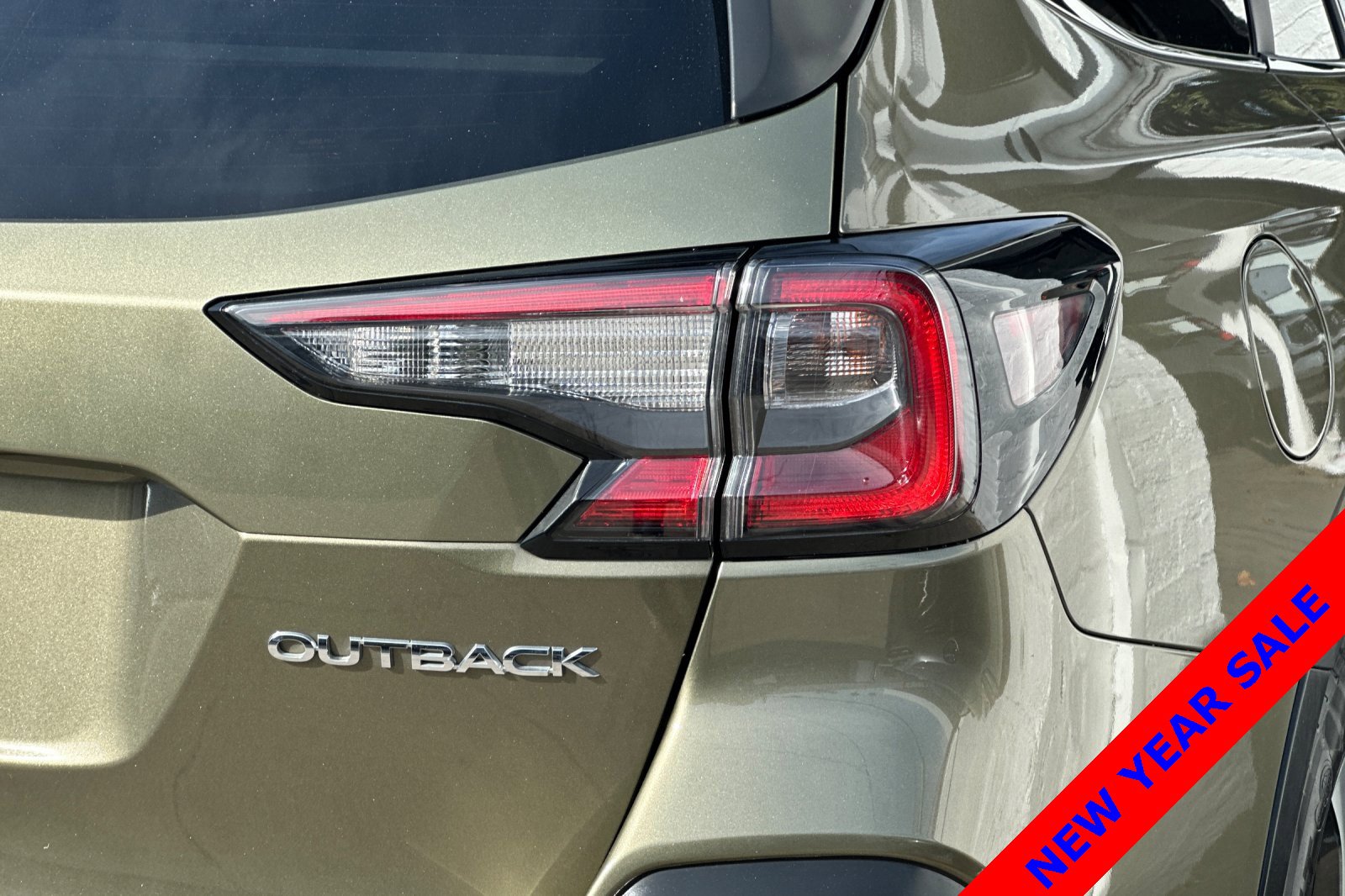 Used 2022 Subaru Outback Limited w/ Popular Package #2 image 28
