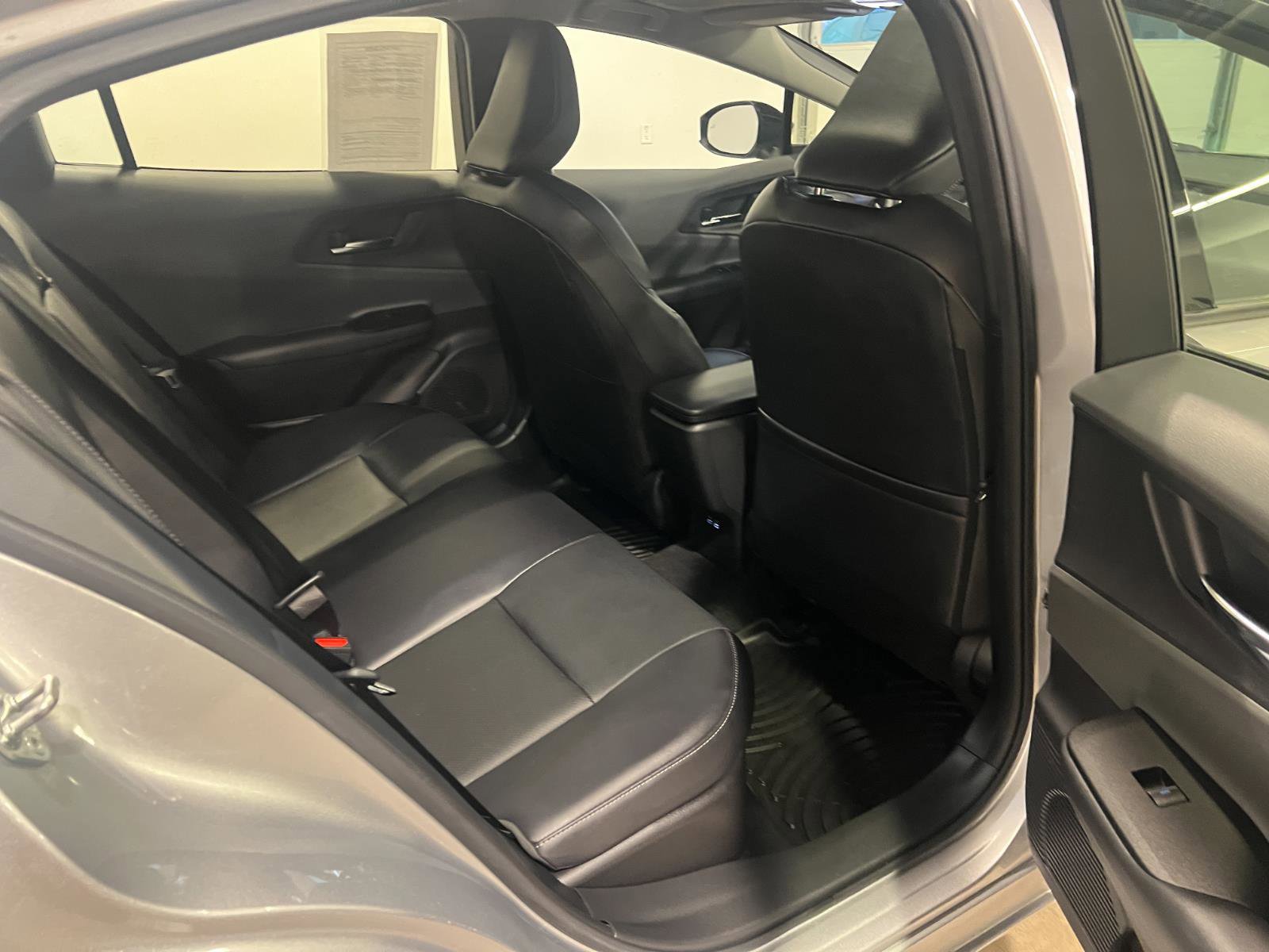 Used 2023 Toyota Prius Limited AWD/4WD image 35