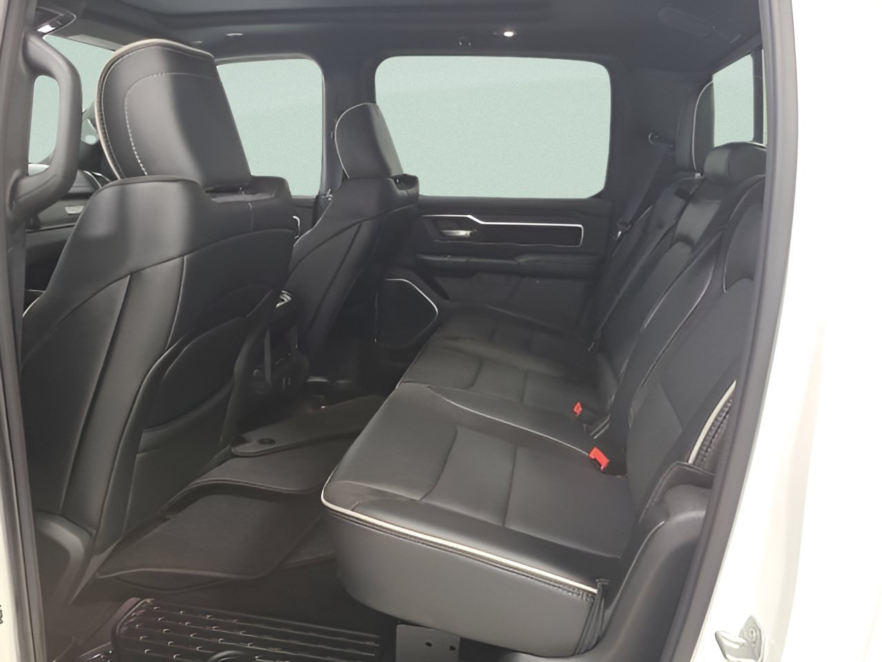 Used 2026 RAM 1500 Laramie w/ Night Edition AWD/4WD image 18