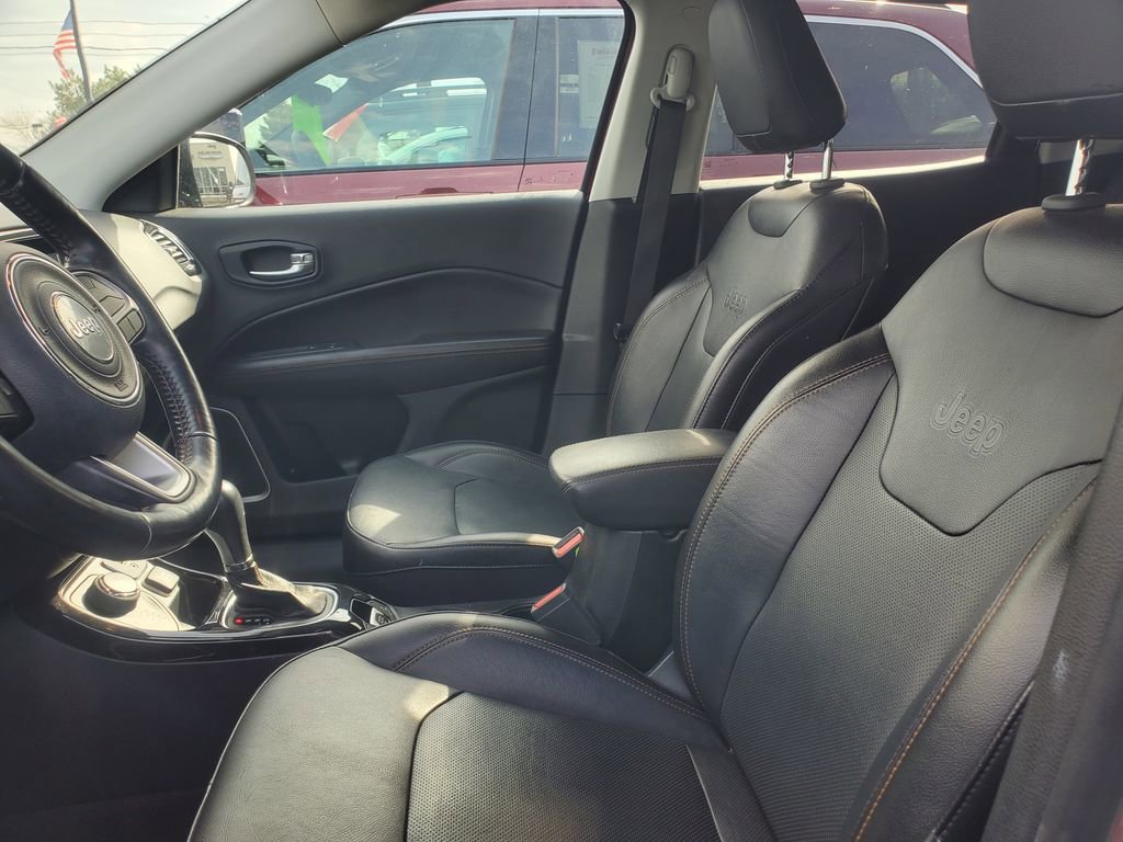 Used 2020 Jeep Compass Limited image 10