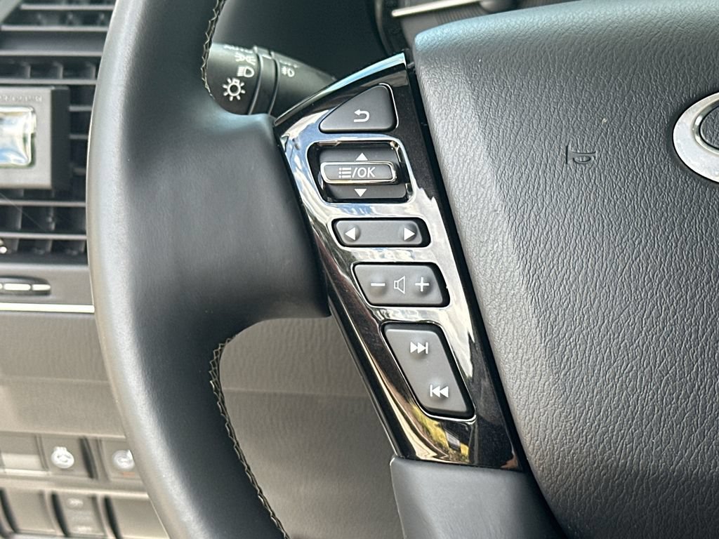 Used 2023 INFINITI QX80 Premium Select w/ All-Season Package RWD image 21