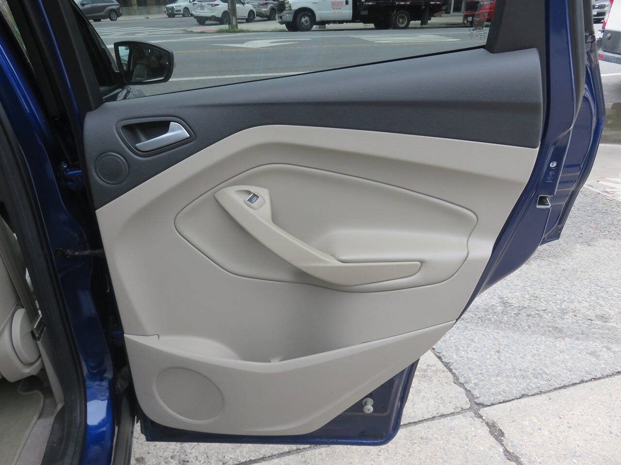 Used 2014 Ford Escape Titanium AWD/4WD image 34