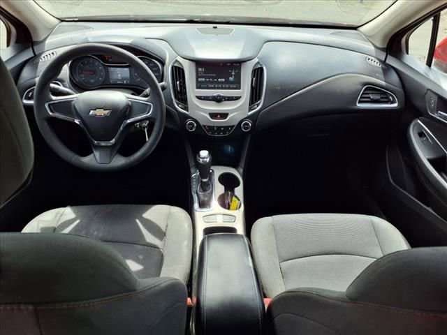 Used 2017 Chevrolet Cruze LS FWD image 12