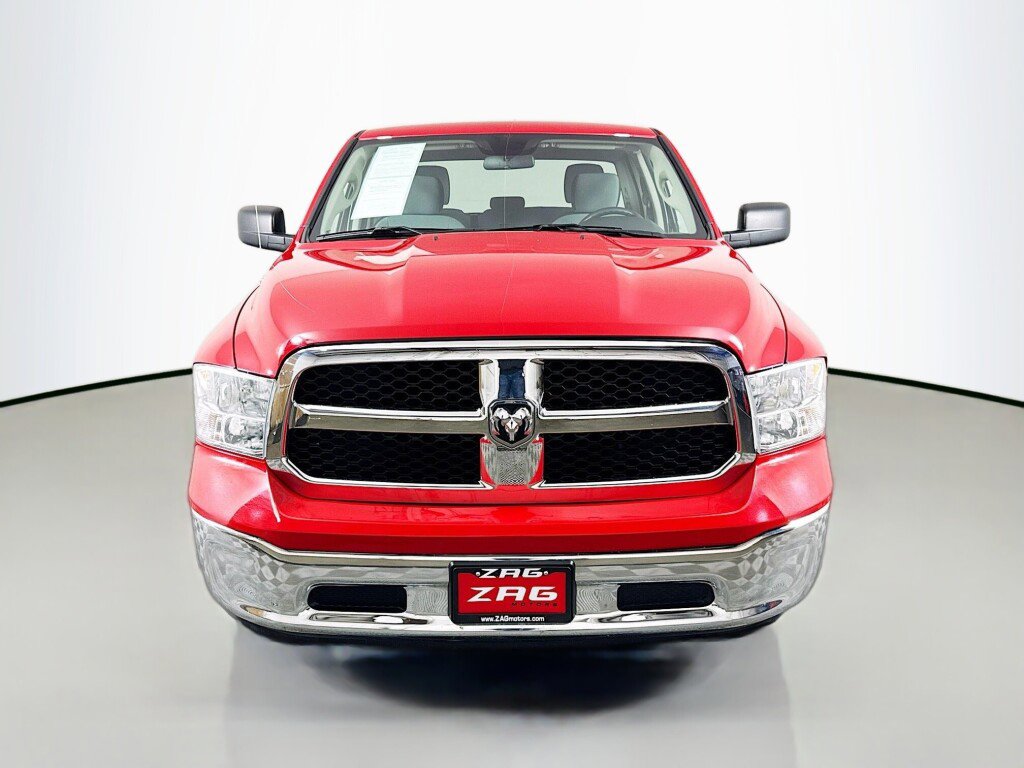 Used 2024 RAM 1500 Classic SLT AWD/4WD image 8