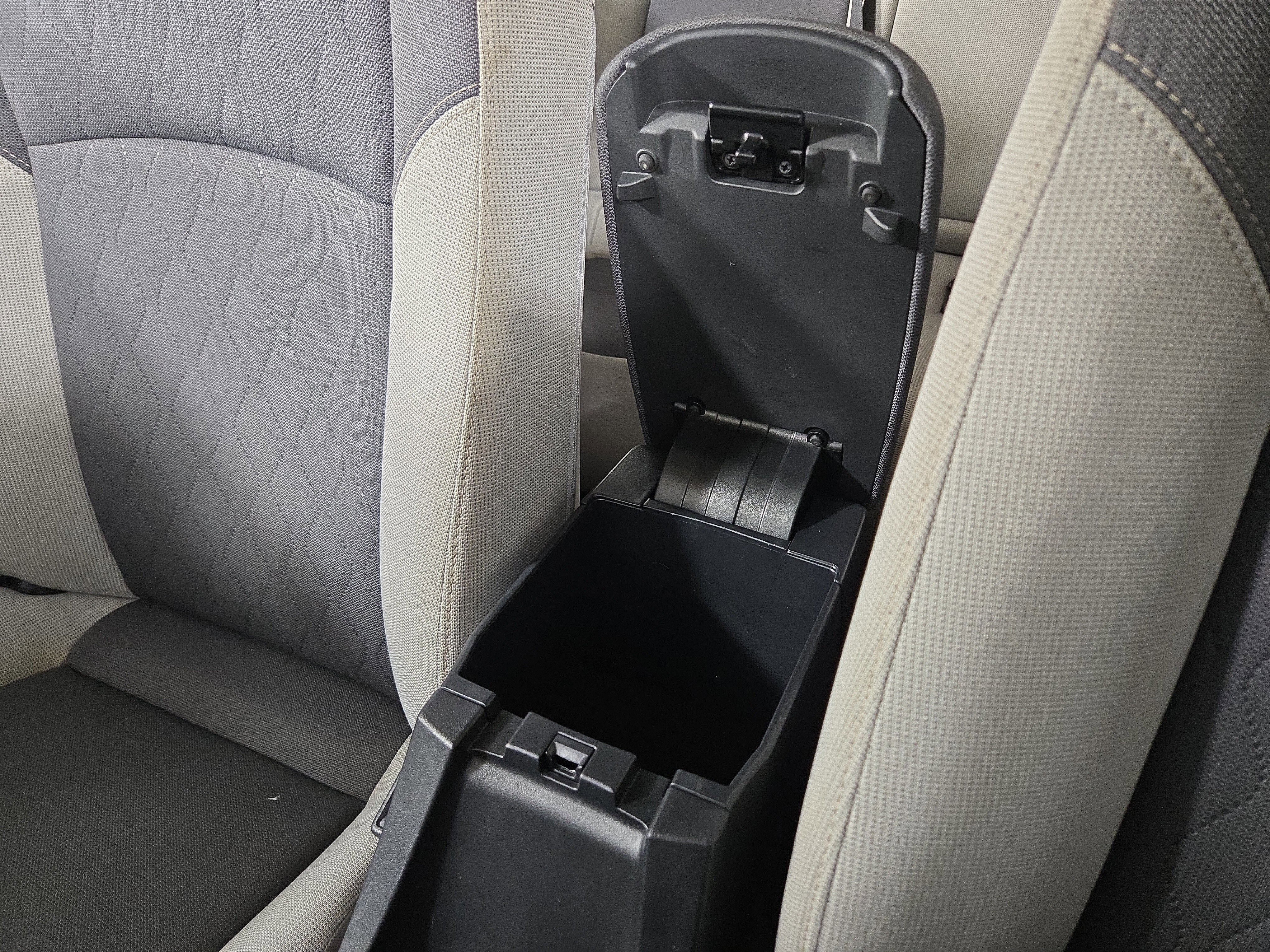 Used 2024 Toyota Corolla LE image 24