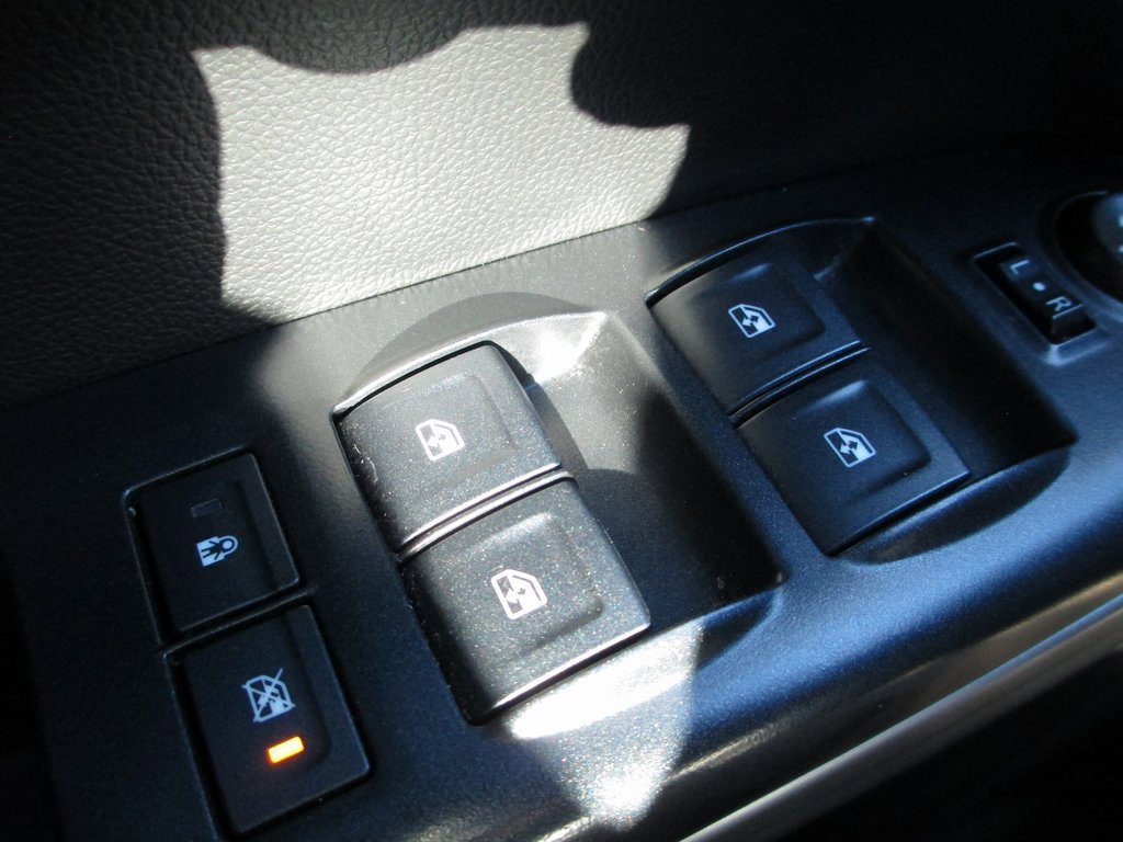 Used 2019 Chevrolet Colorado ZR2 image 24