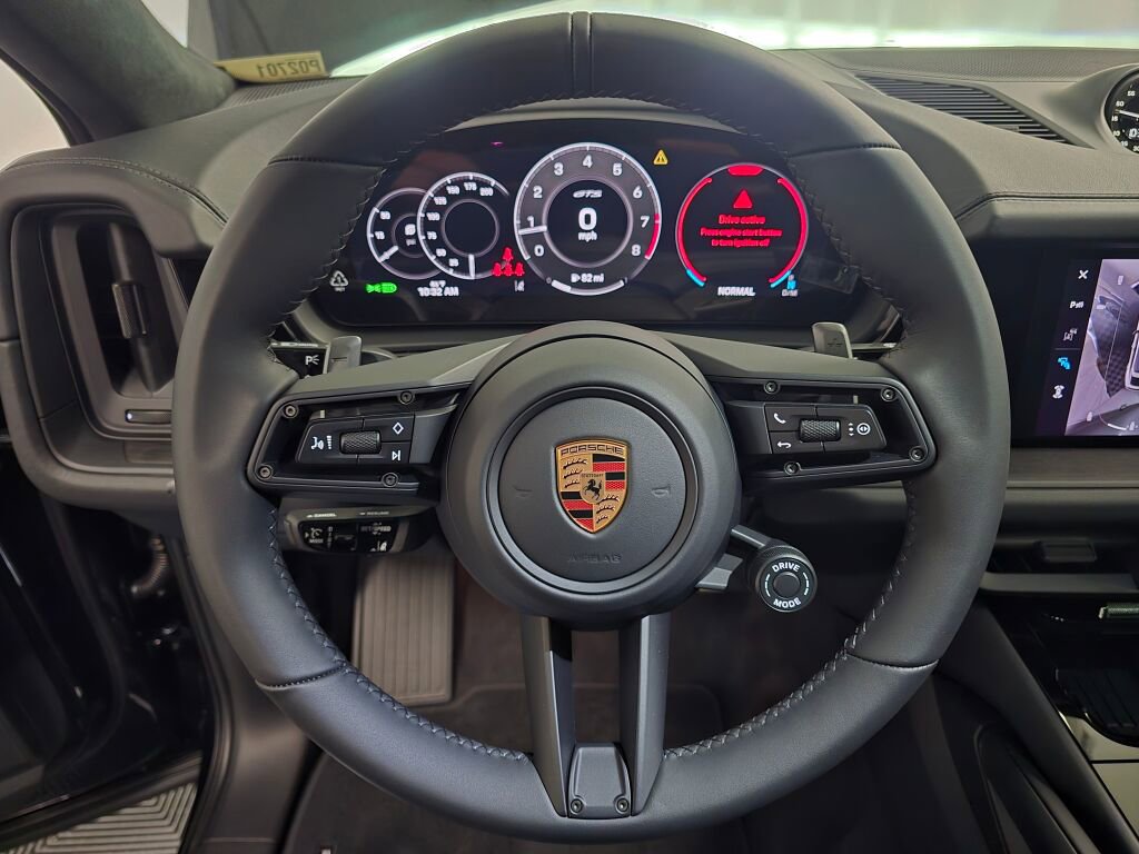 New 2026 Porsche Cayenne GTS image 15