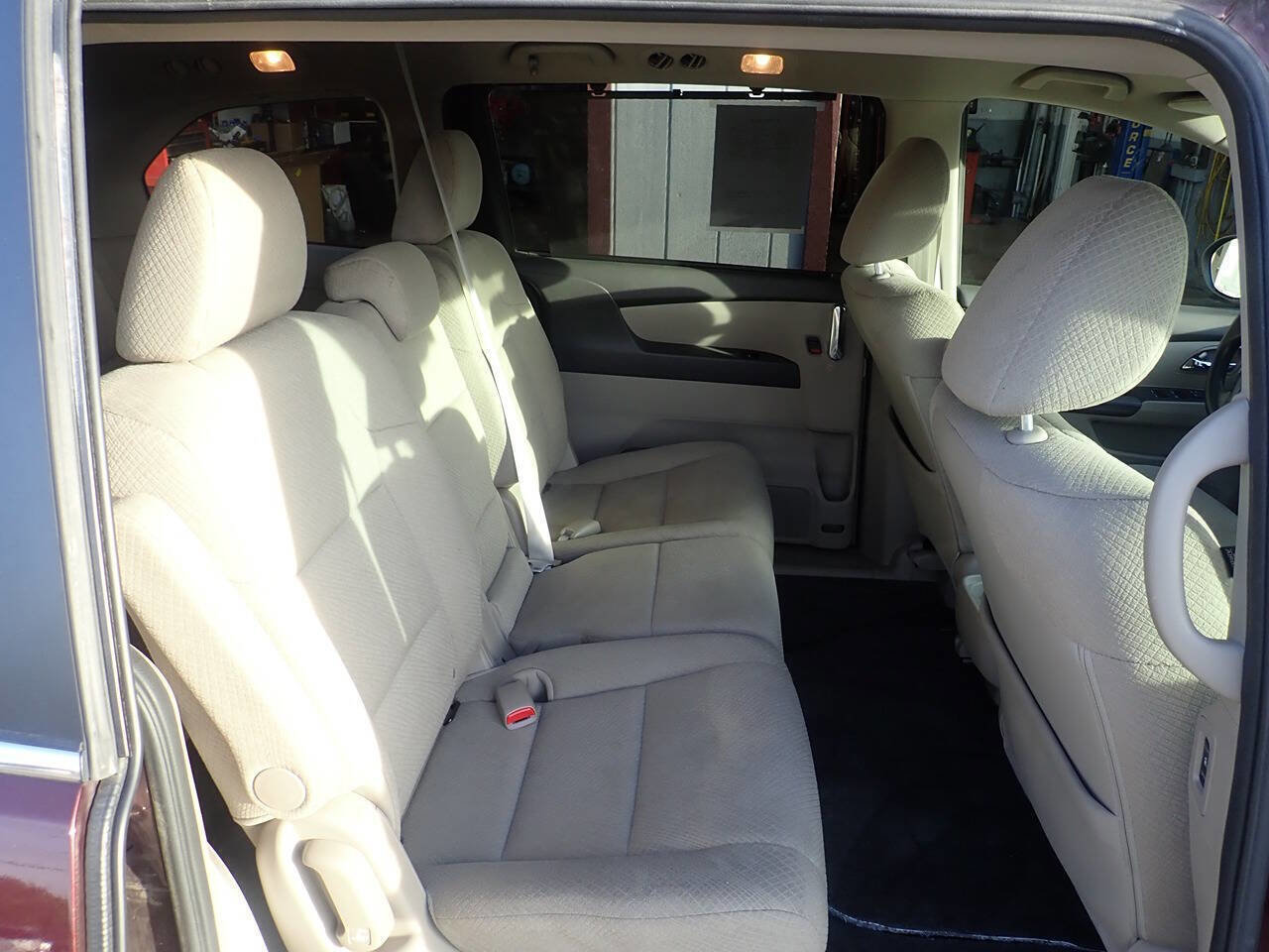 Used 2015 Honda Odyssey EX image 26