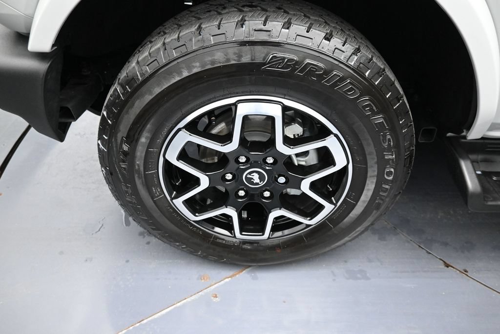 Certified 2026 Ford Bronco Outer Banks AWD/4WD image 18