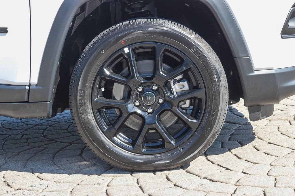 New 2026 Jeep Compass Latitude AWD/4WD image 11