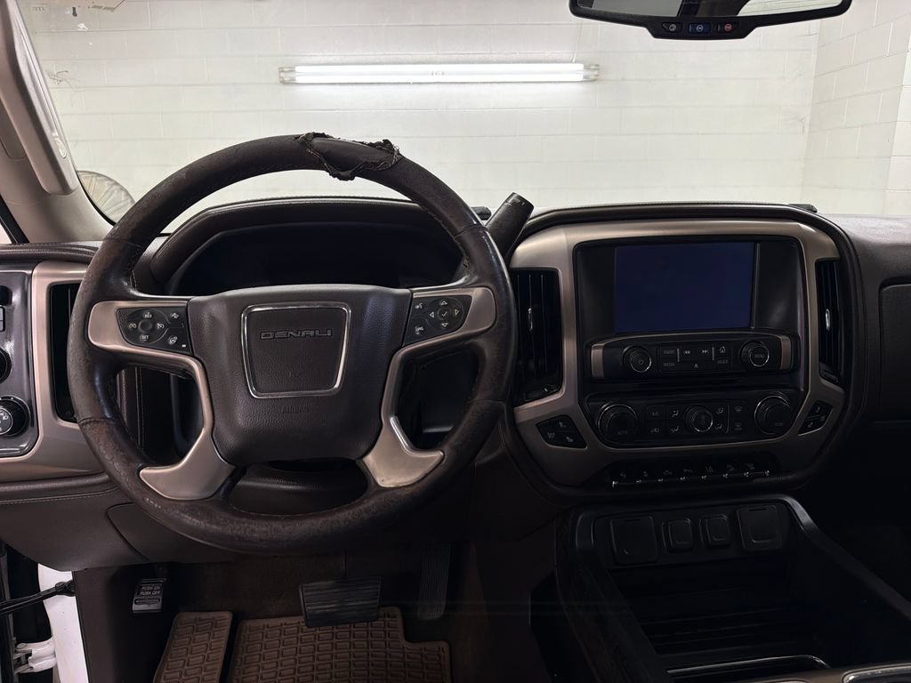 Used 2015 GMC Sierra 2500 Denali w/ Duramax Plus Package AWD/4WD image 7
