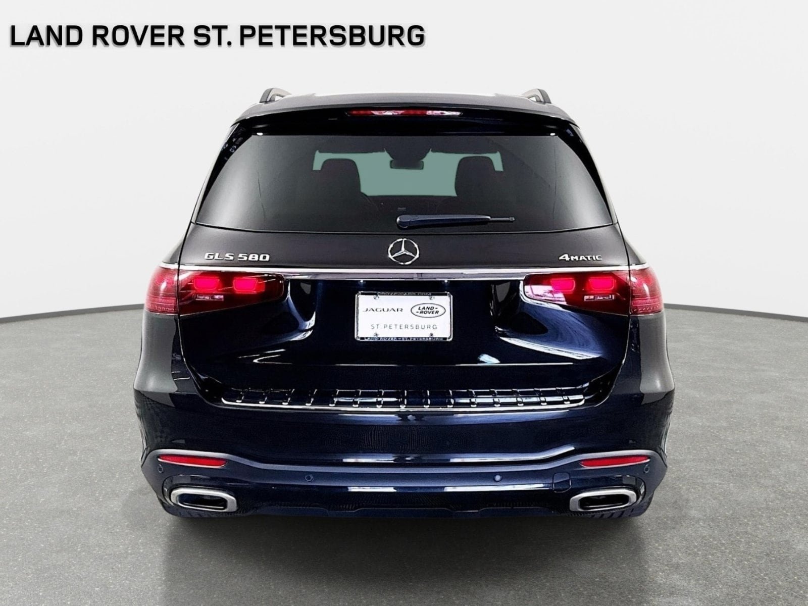 Used 2024 Mercedes-Benz GLS 580 4MATIC image 6