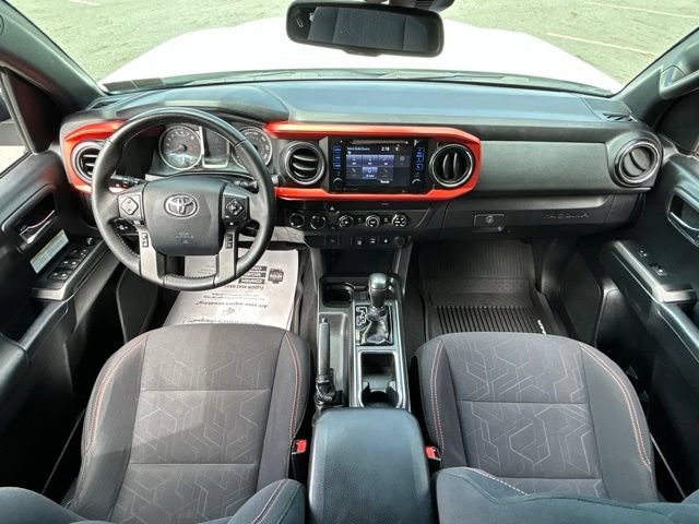 Used 2019 Toyota Tacoma TRD Off-Road AWD/4WD image 49