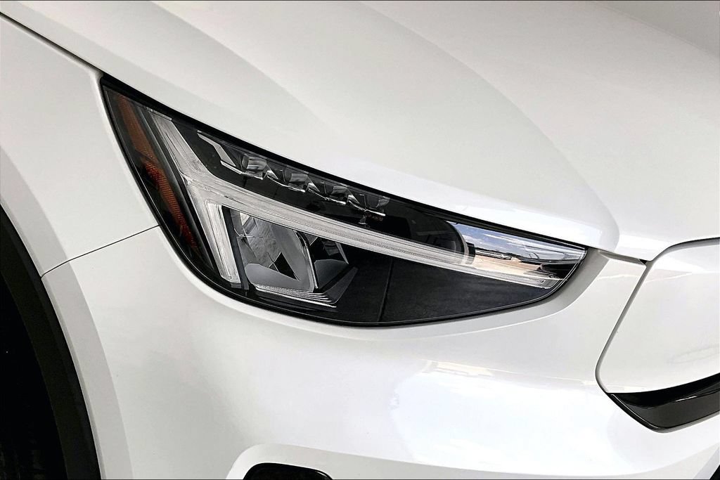 Certified 2023 Volvo C40 P8 Recharge Plus AWD/4WD image 39