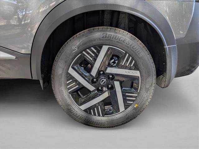 New 2026 Nissan Kicks SV image 9