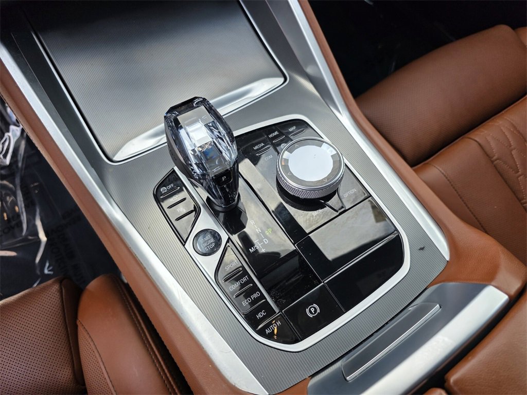 Used 2023 BMW X6 xDrive40i w/ Executive Package image 26