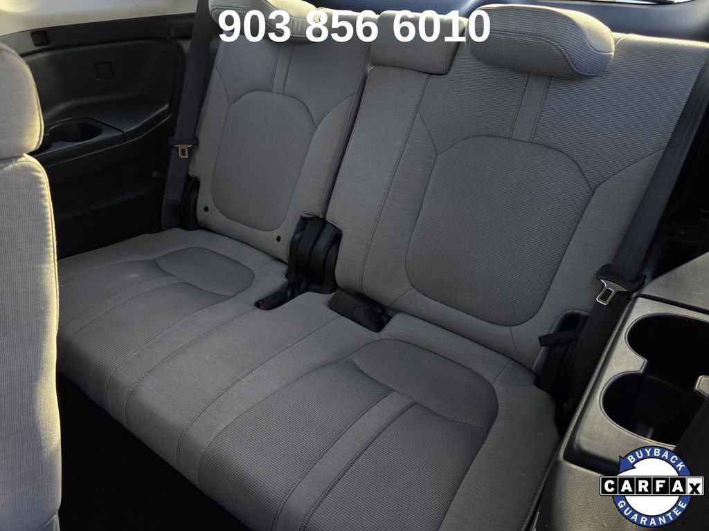 Used 2023 Honda Pilot LX image 25