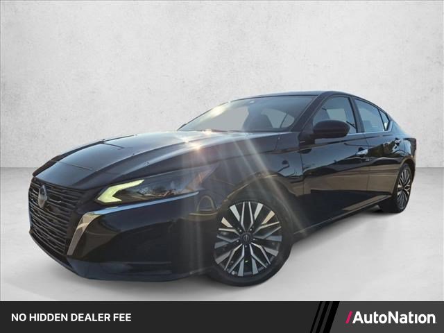 Used 2025 Nissan Altima 2.5 SV