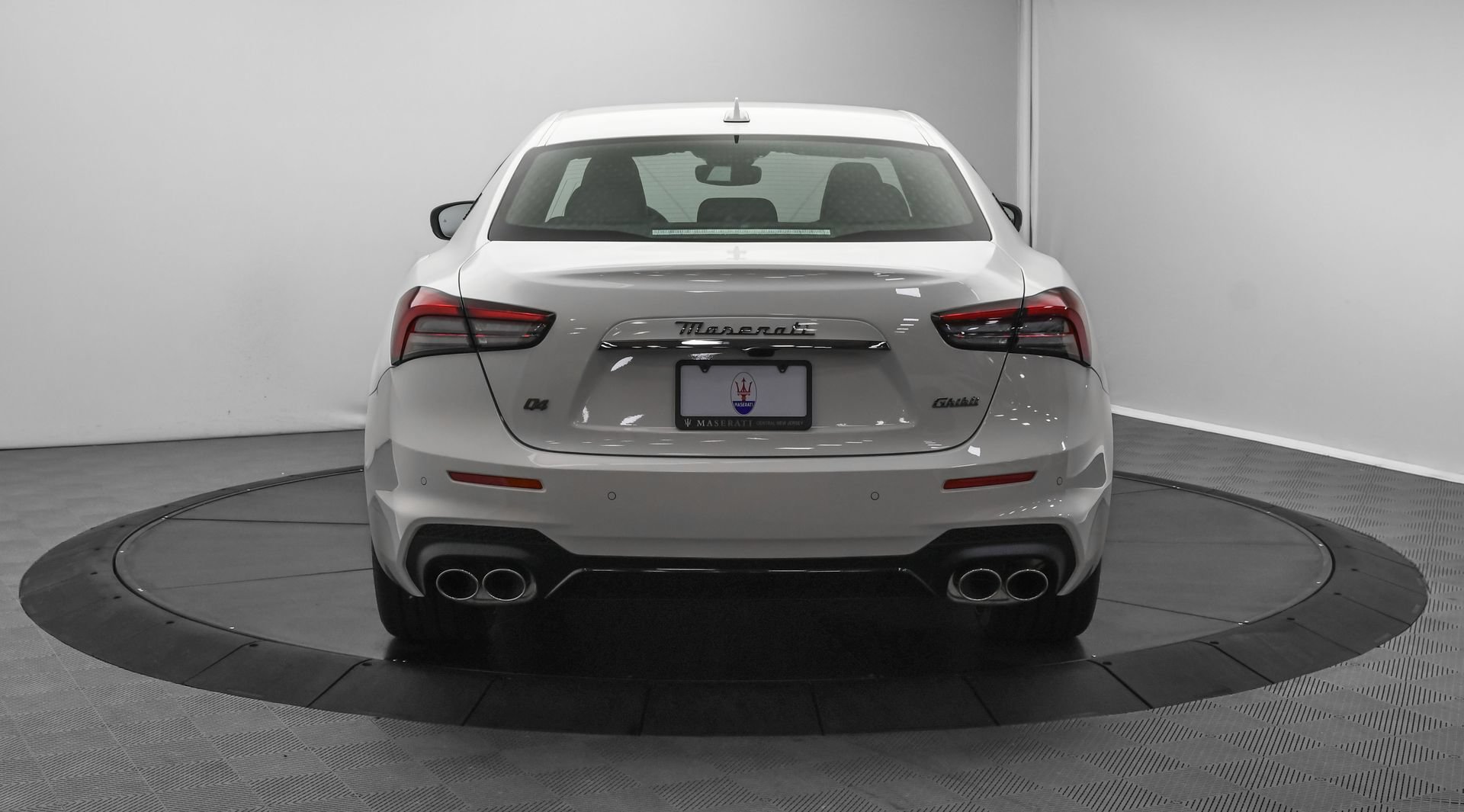 New 2024 Maserati Ghibli Modena Ultima Q4 AWD/4WD image 6