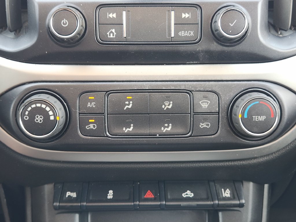 Used 2022 Chevrolet Colorado LT w/ Fleet Safety Package RWD image 19