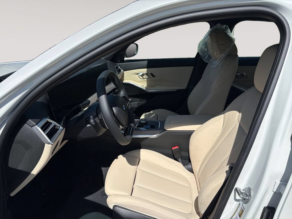 New 2026 BMW 330i xDrive Sedan w/ Convenience Package AWD/4WD image 9