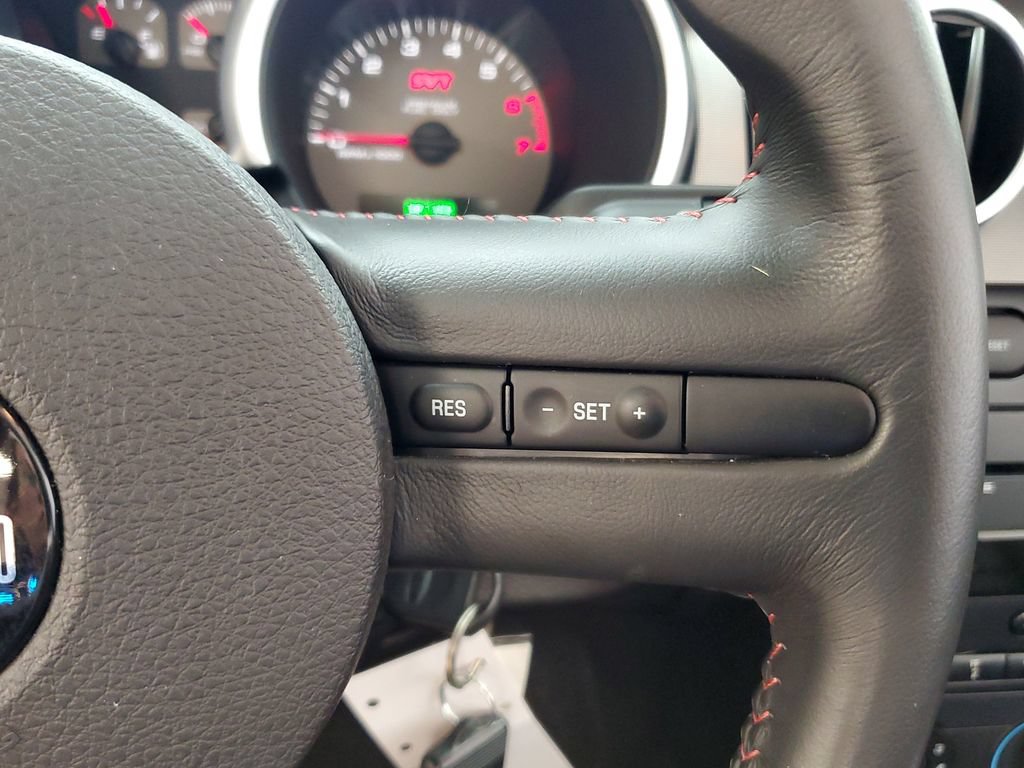 Used 2007 Ford Mustang Shelby GT500 RWD image 20