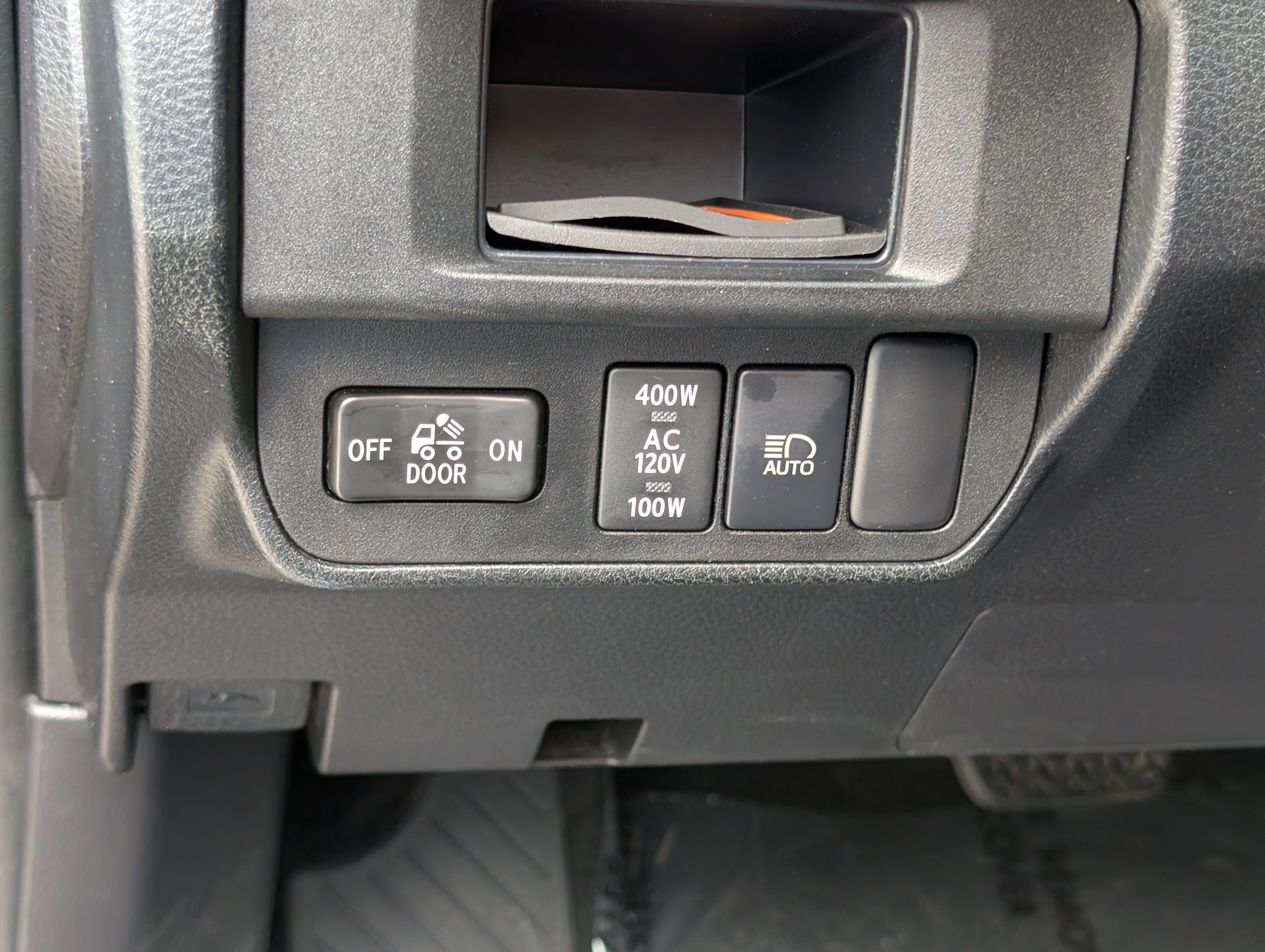 Used 2019 Toyota Tacoma TRD Sport w/ Technology Package AWD/4WD image 20