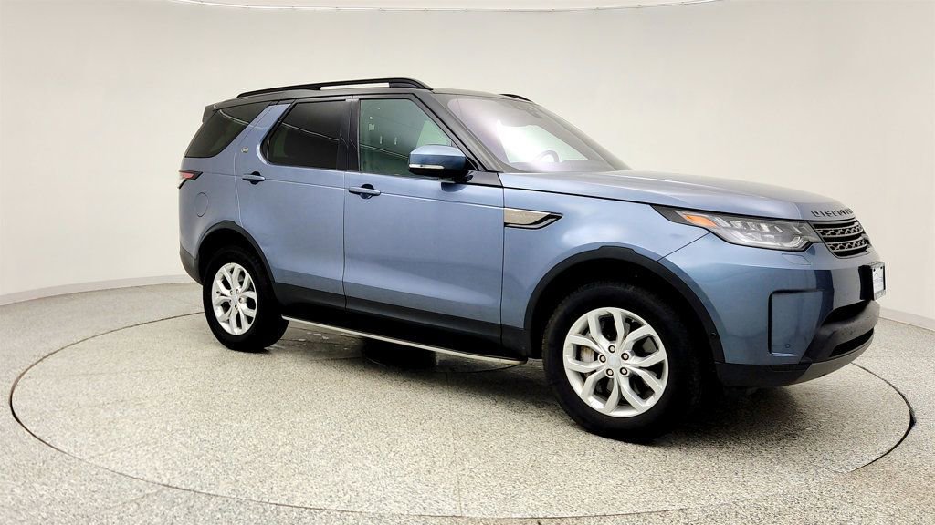 Used 2020 Land Rover Discovery SE AWD/4WD image 3