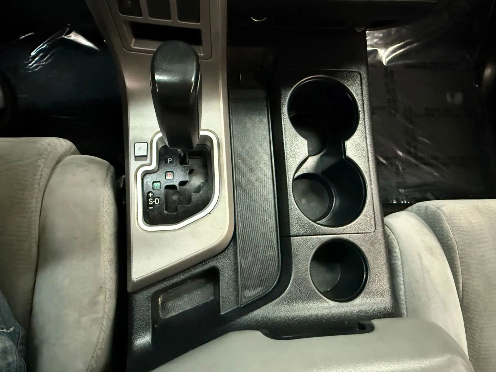 Used 2013 Toyota Sequoia SR5 image 34