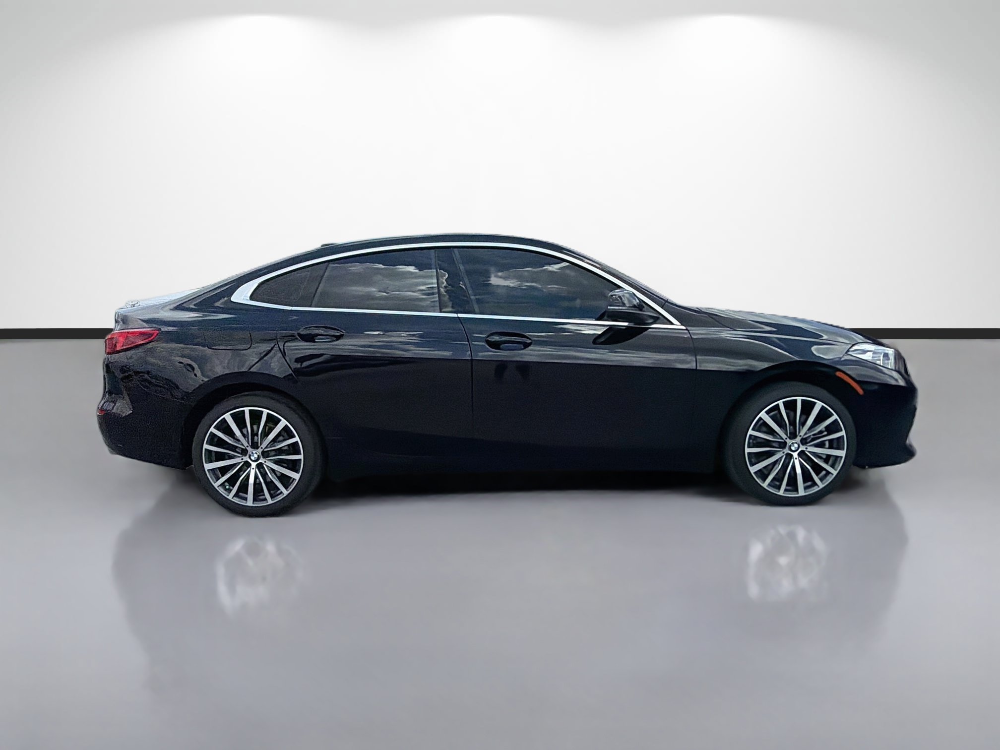 Used 2022 BMW 228i Gran Coupe w/ Convenience Package FWD image 2