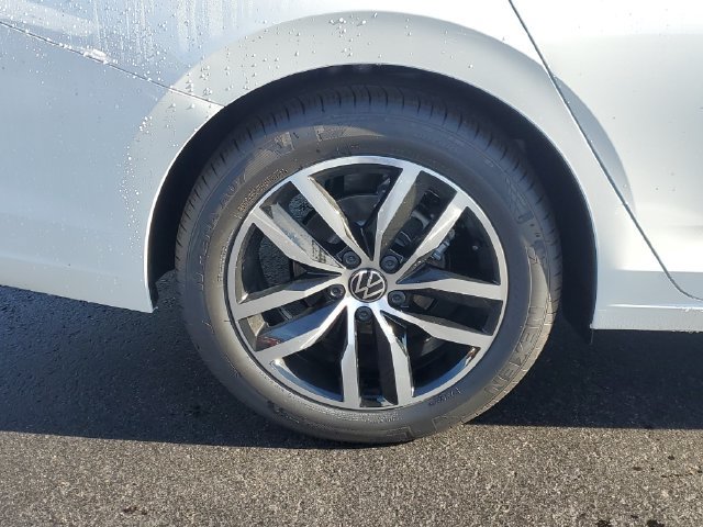 New 2027 Volkswagen Jetta SE FWD image 5