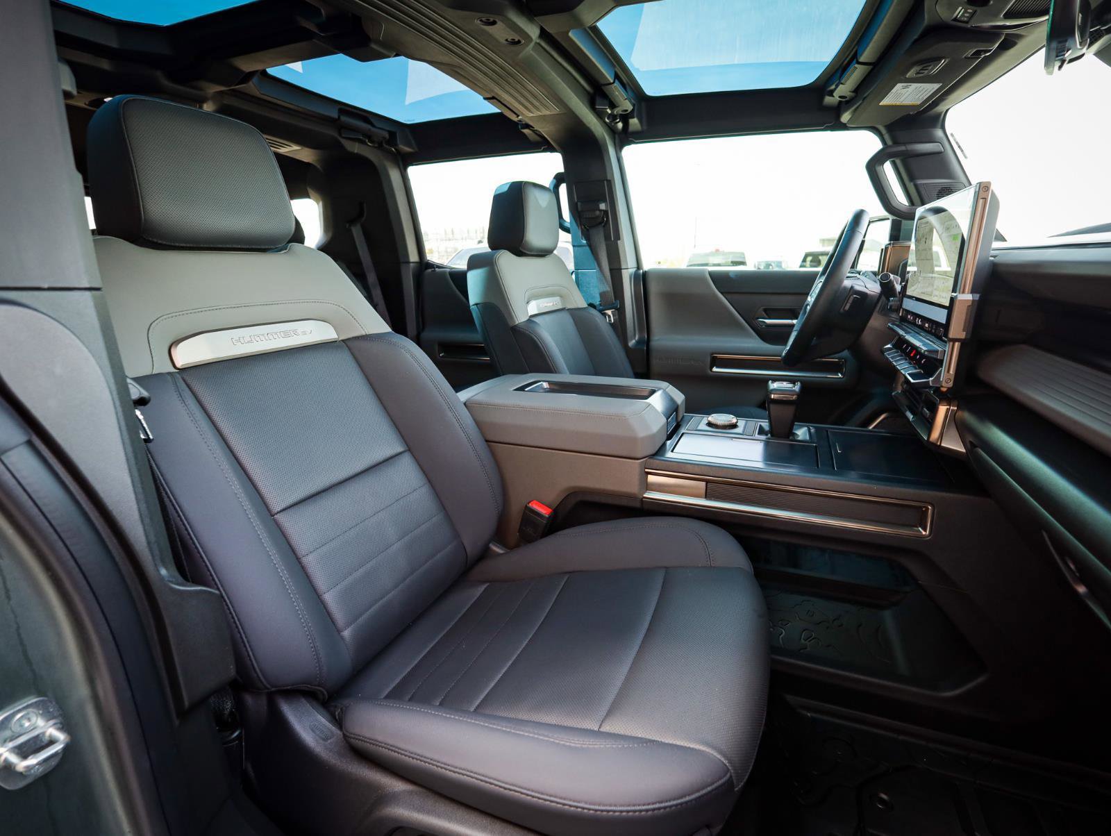 Used 2024 GMC Hummer EV 3X image 25