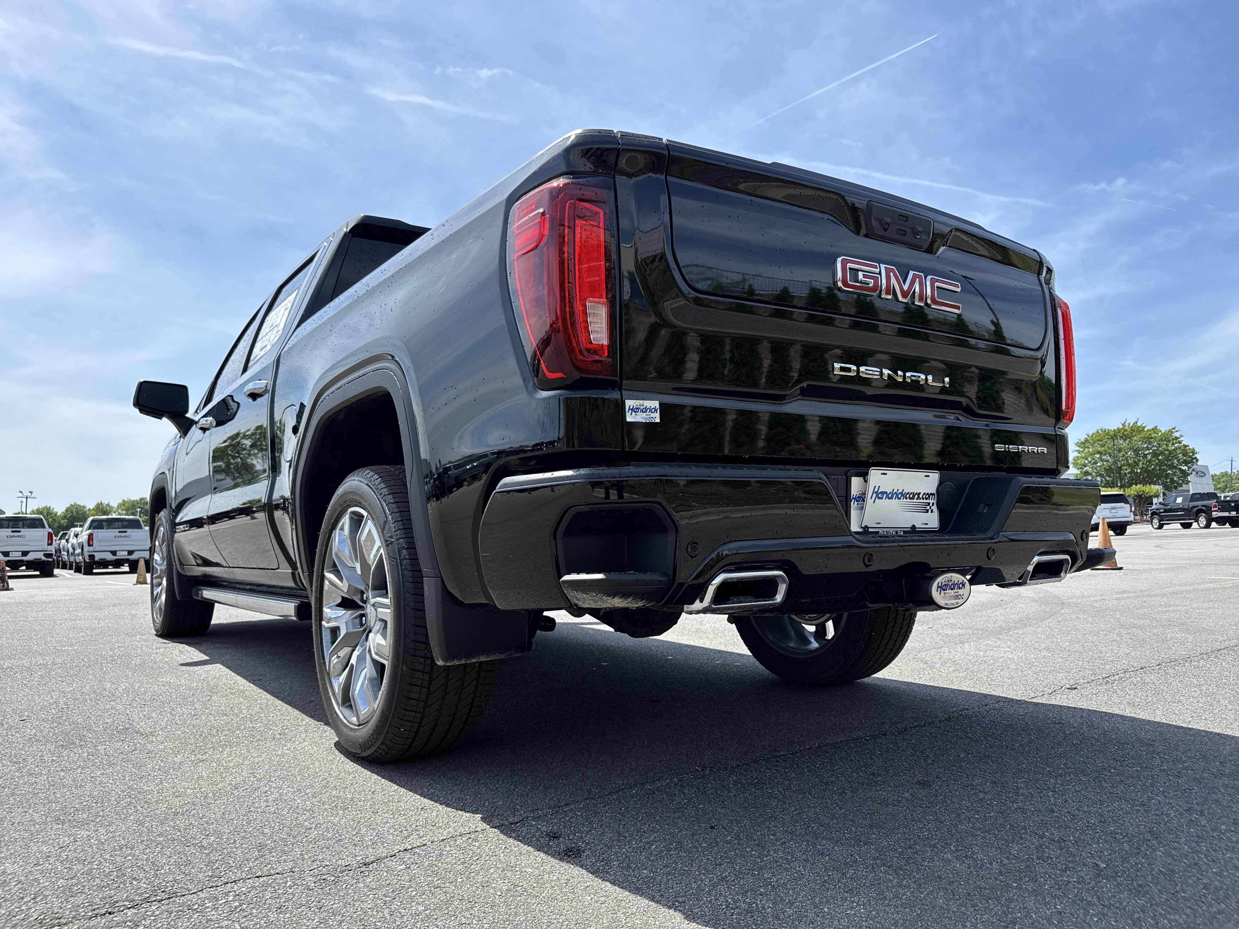 New 2026 GMC Sierra 1500 Denali AWD/4WD image 8