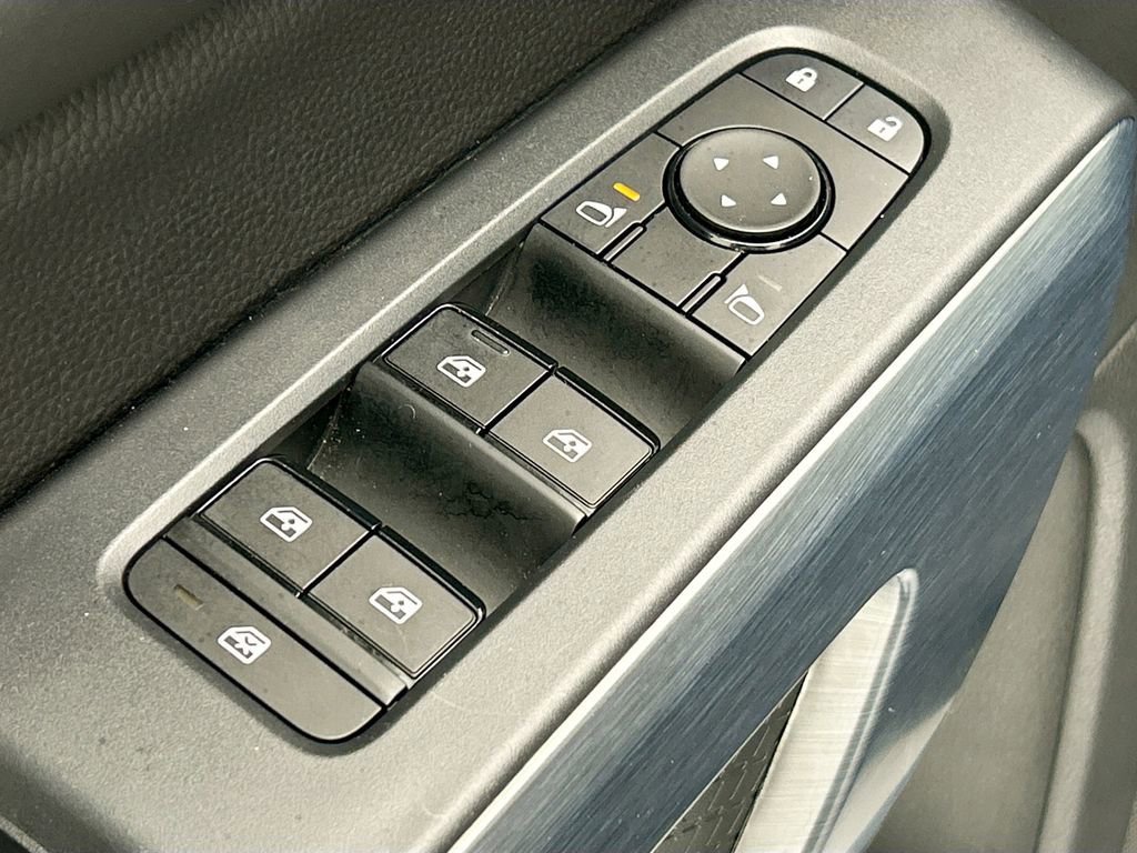 Used 2025 Nissan Pathfinder Rock Creek AWD/4WD image 21