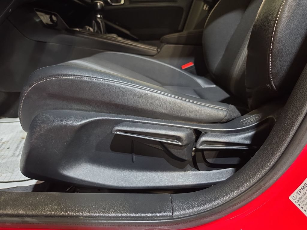 Used 2022 Honda Civic Sport image 14