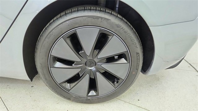 Used 2025 Tesla Model 3 Long Range image 59