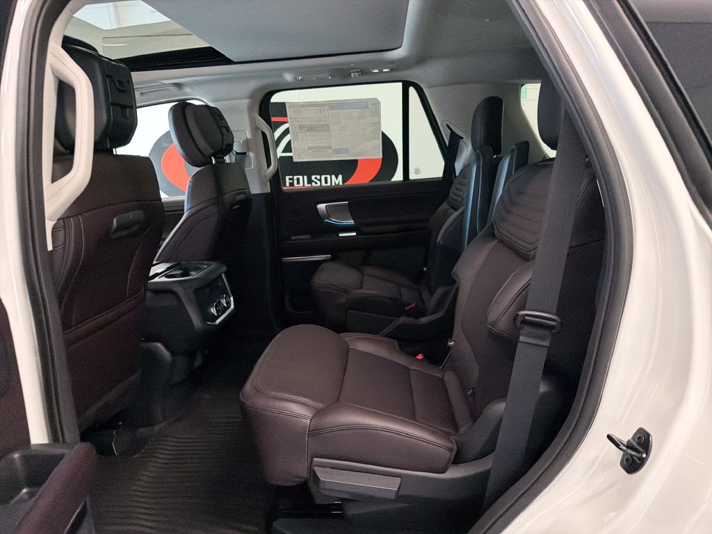 New 2027 Ford Expedition Platinum w/ Platinum Ultimate Package AWD/4WD image 12