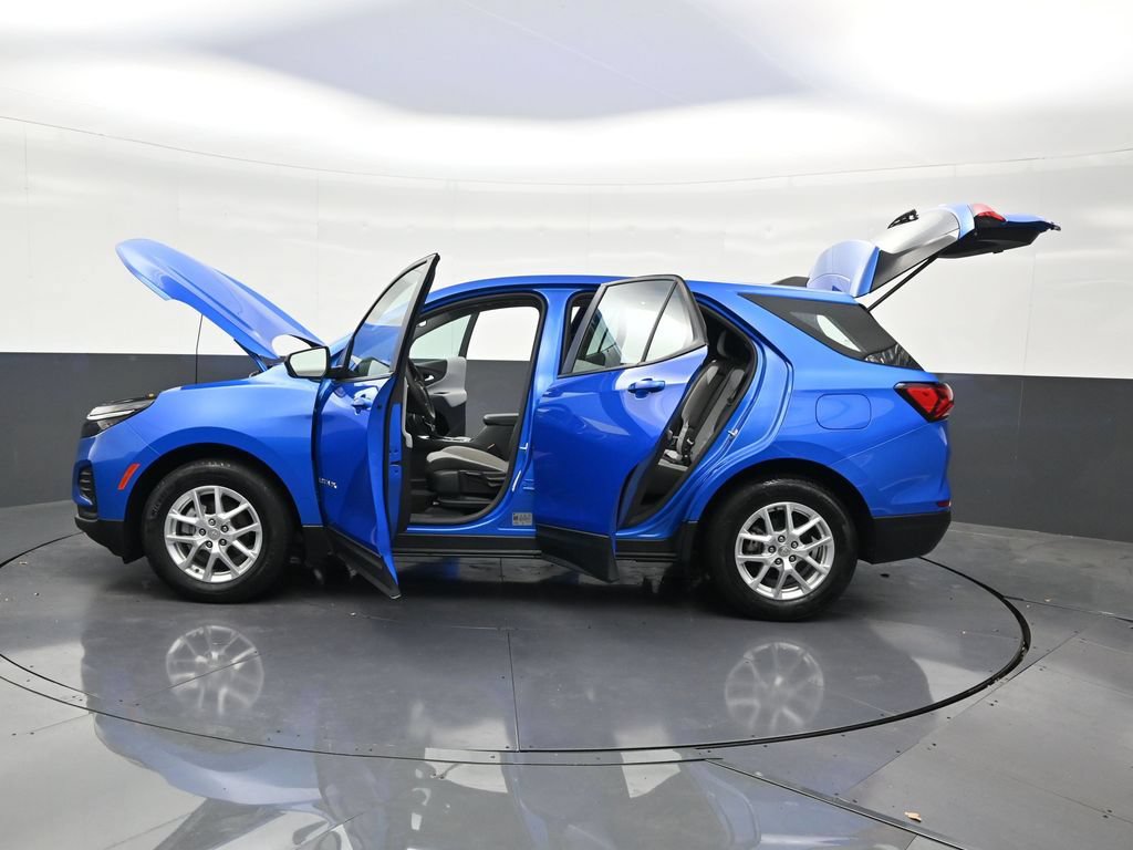 Used 2024 Chevrolet Equinox LS FWD image 34