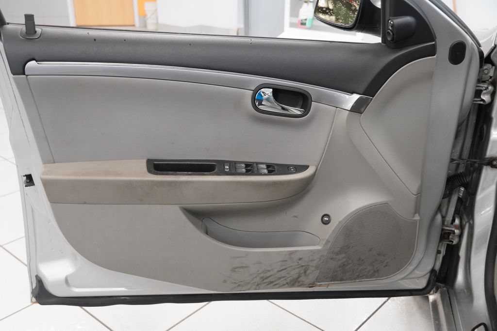 Used 2008 Saturn Aura XE w/ Convenience Package FWD image 17